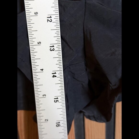 Free People Shorts Medium Black Movement Embroidered Logo Ruffled Waist Lined - Picture 4 of 8